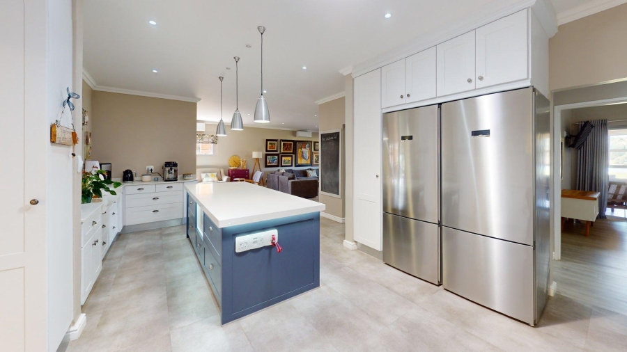 8 Bedroom Property for Sale in Colchester Eastern Cape